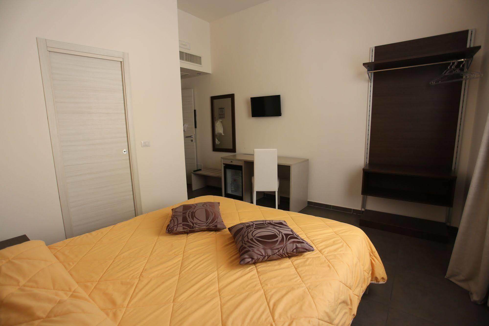 Hotel Eubea Reggio di Calabria Eksteriør billede